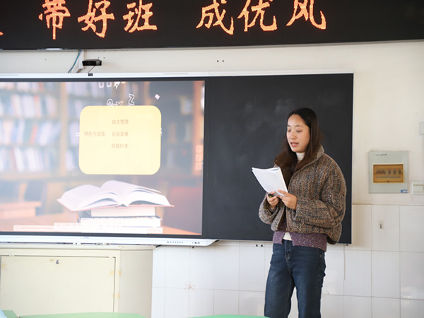 1崔雄燕_.jpg 1崔雄燕_.jpg