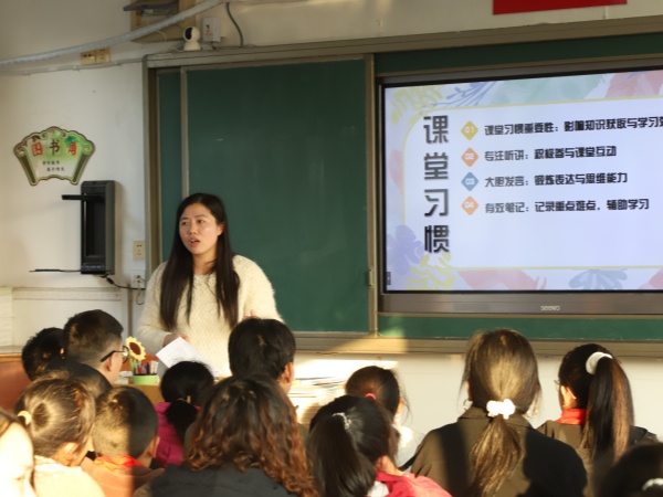 陈玲.jpg 陈玲.jpg