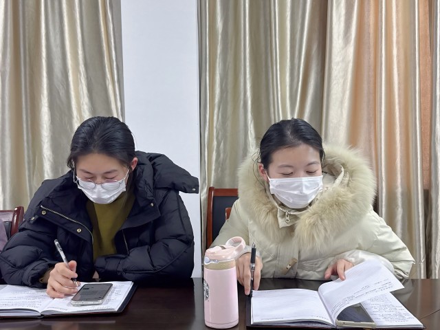 朱钰玲.jpg