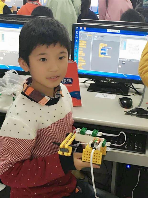 孙朱宇同学在比赛现场.jpg