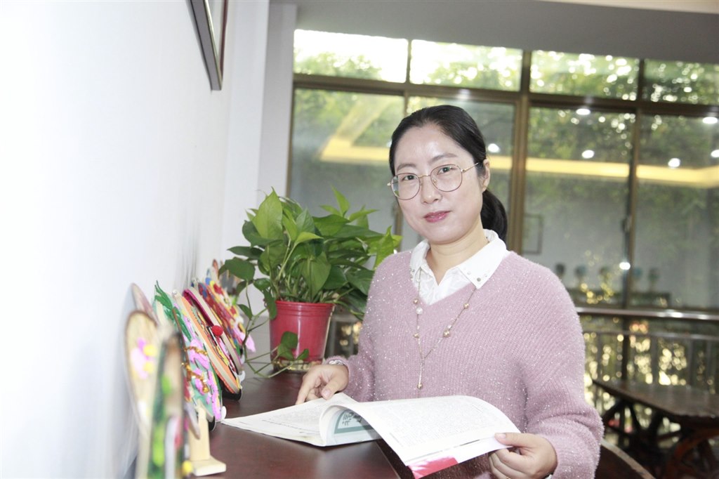 52周瑛.jpg