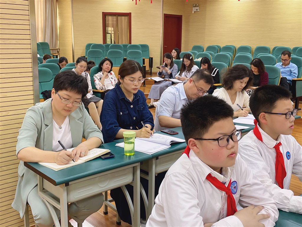 党员示范4.jpg