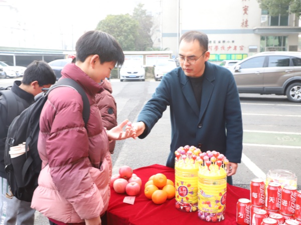 文校.jpg 文校.jpg