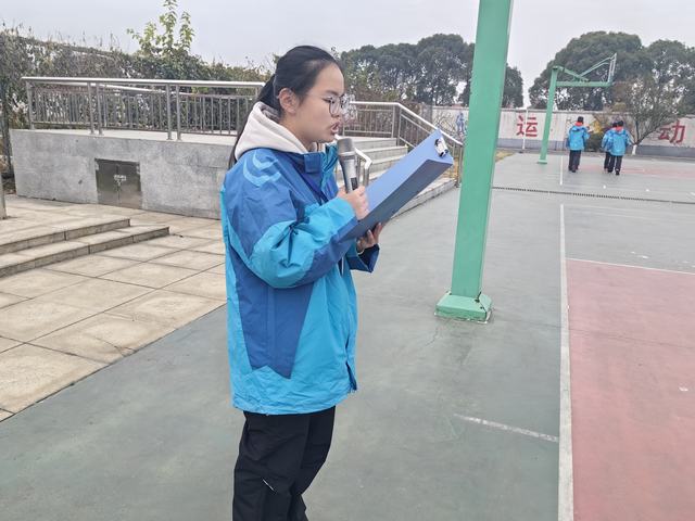 国旗下讲话.jpg