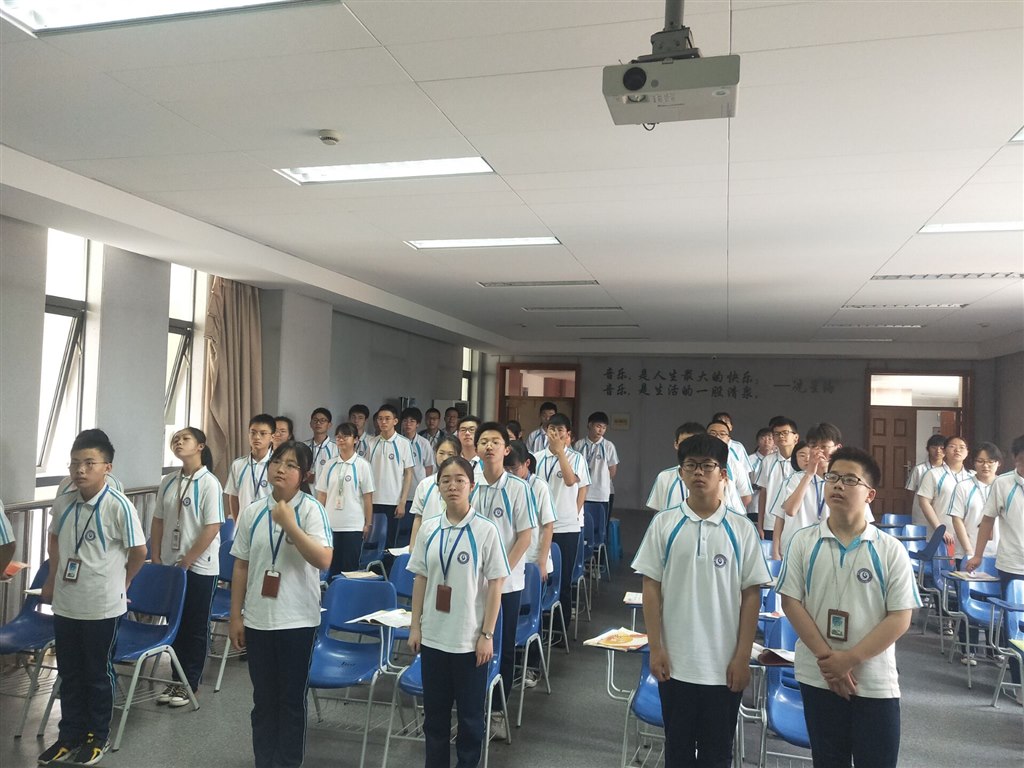 学唱法治歌曲.jpg