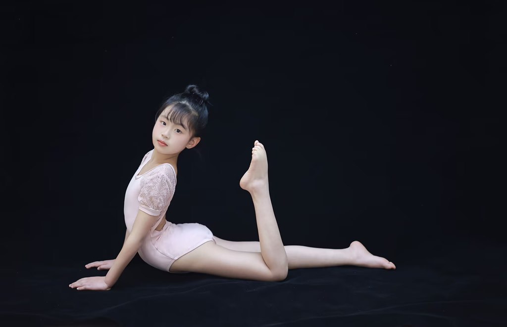 唐沐凡.jpg