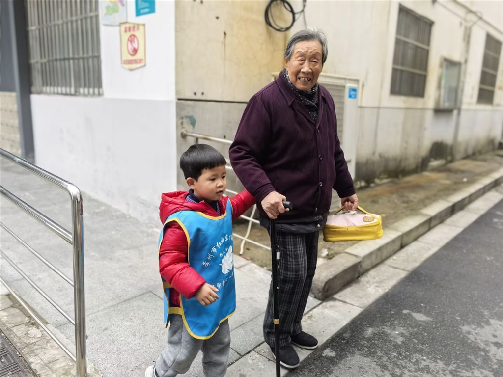 雷锋.jpg