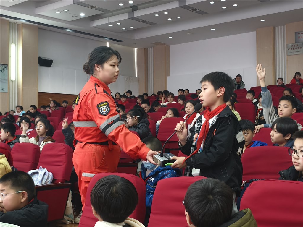 图4.jpg