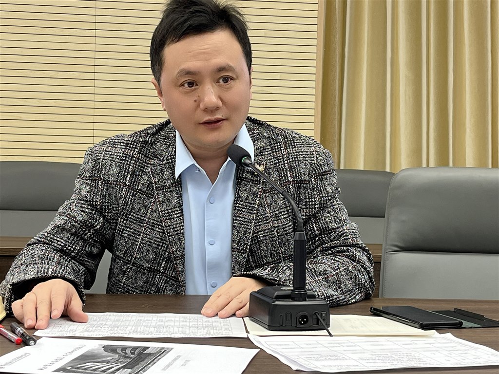 图片2放大突出.jpg