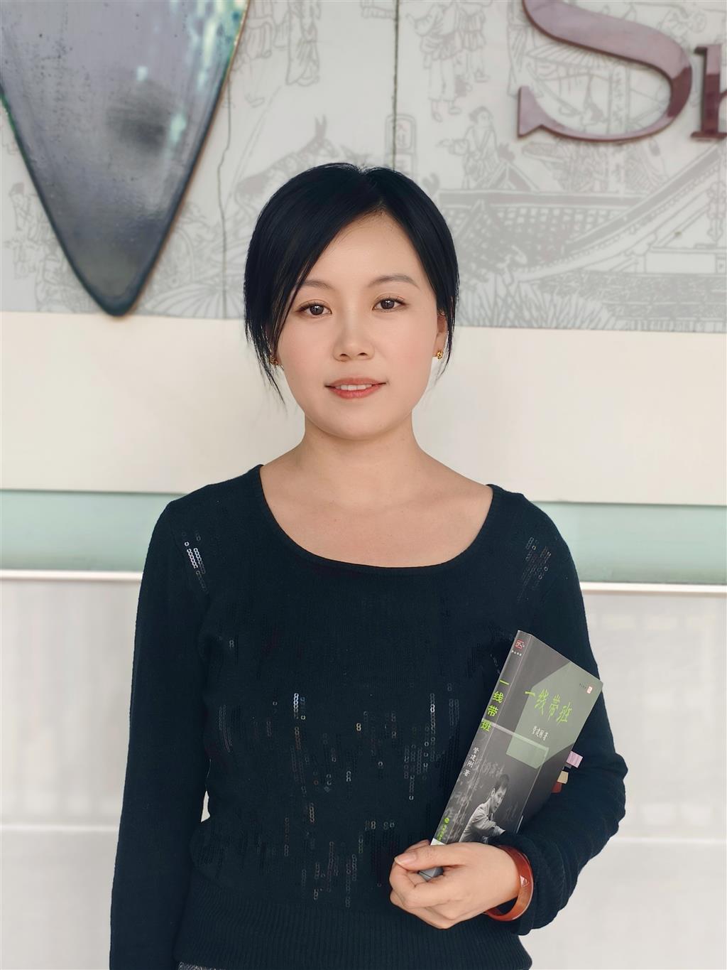 王圣婷.png