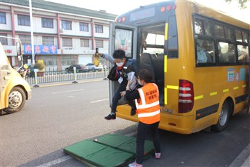 校车逃生应急疏散演练方案