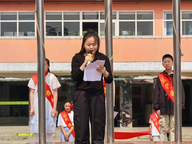 周亚花老师.jpg
