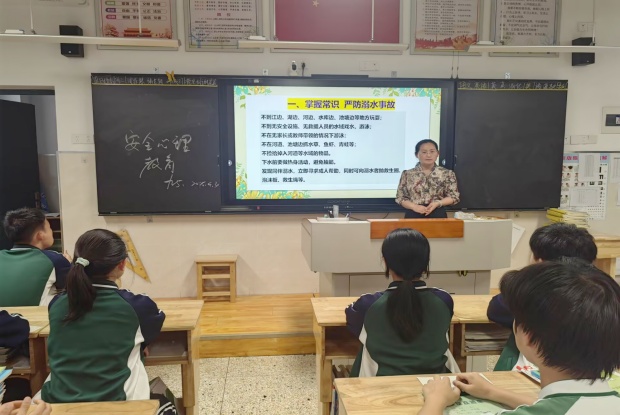 153FE85C6BC64C4CB6061C5BA66EEAA3_副本.jpg