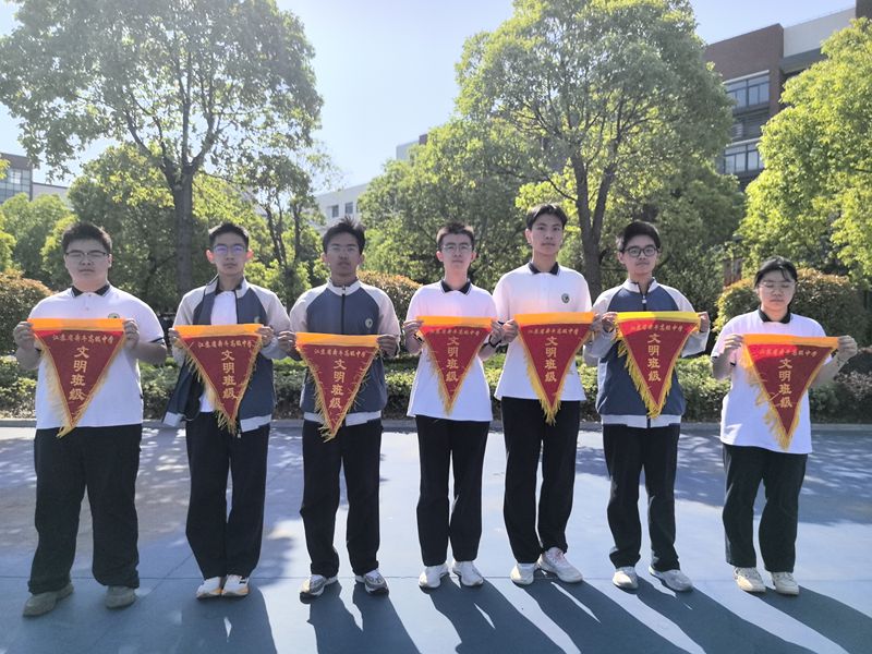 高二文明班级_副本.jpg 高二文明班级_副本.jpg