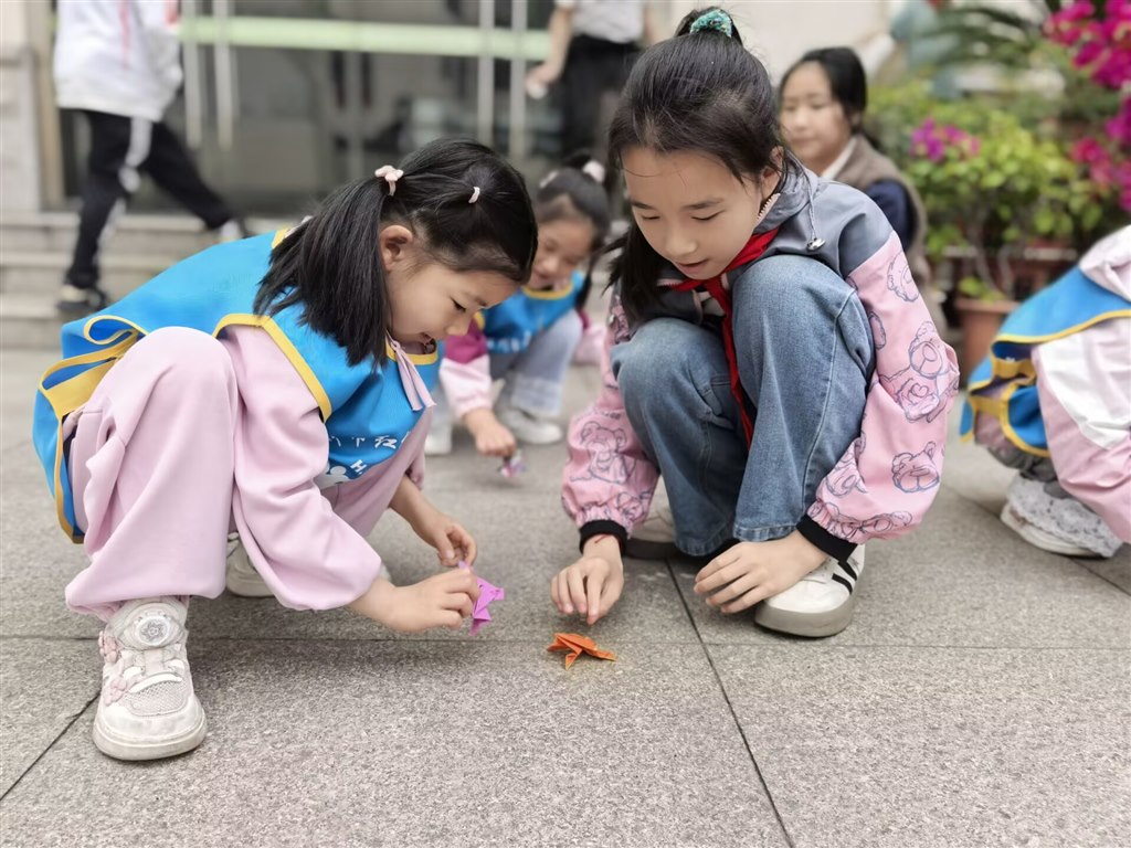 参观小学4.jpg