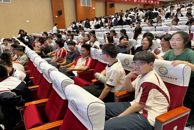 75E8C9AB1767E9004476C2FA93C6778C_副本.jpg