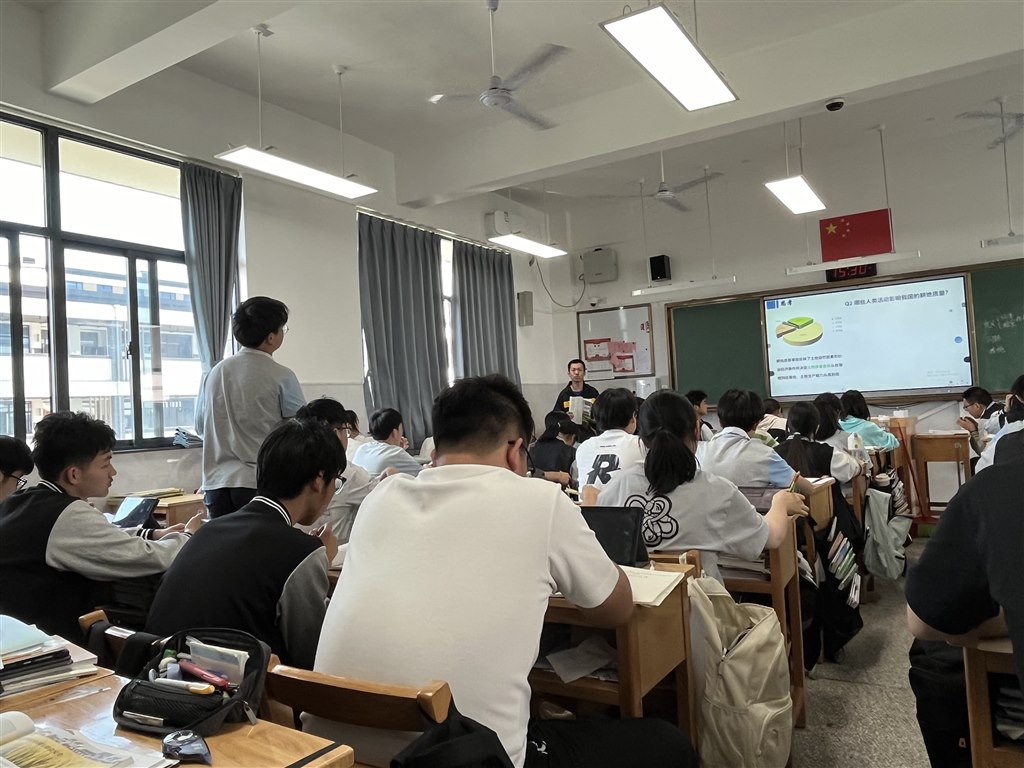 图1.jpg