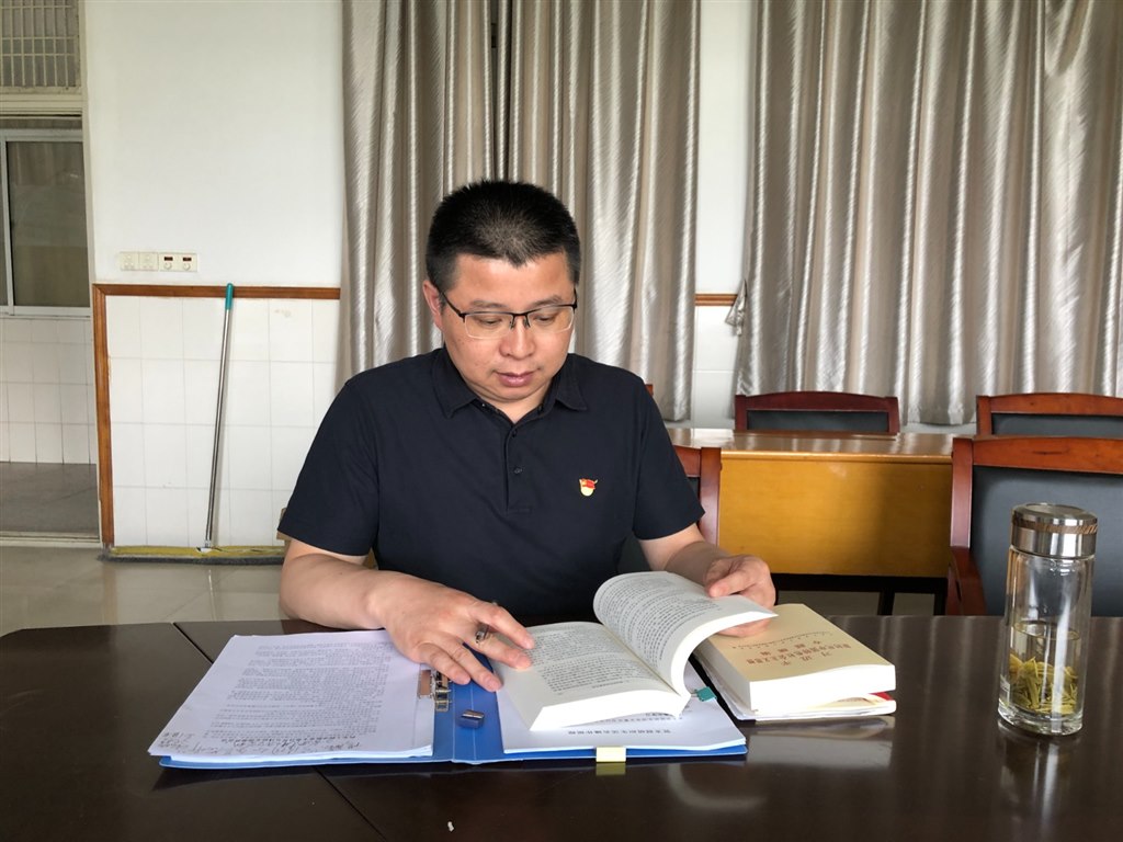 支委会杨志豪讲话.JPG