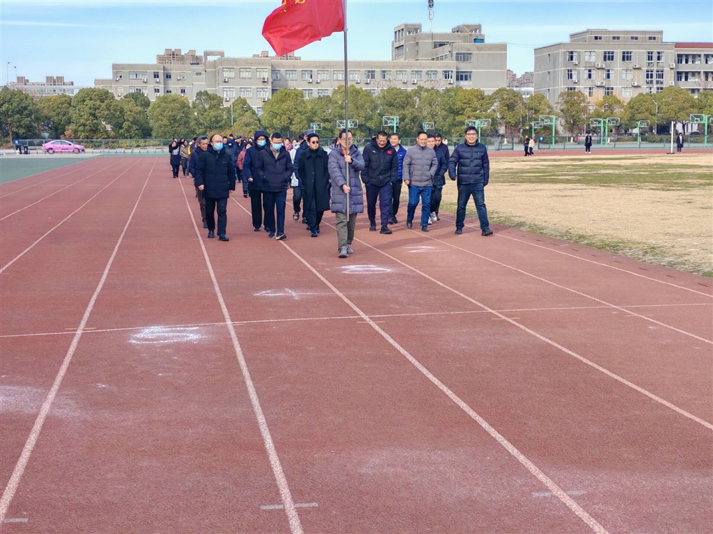 ab42a3e2018e9d1de05f8c0ccc7a9208.jpg