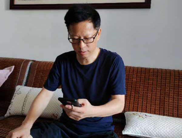 王洪福学习照片.jpg