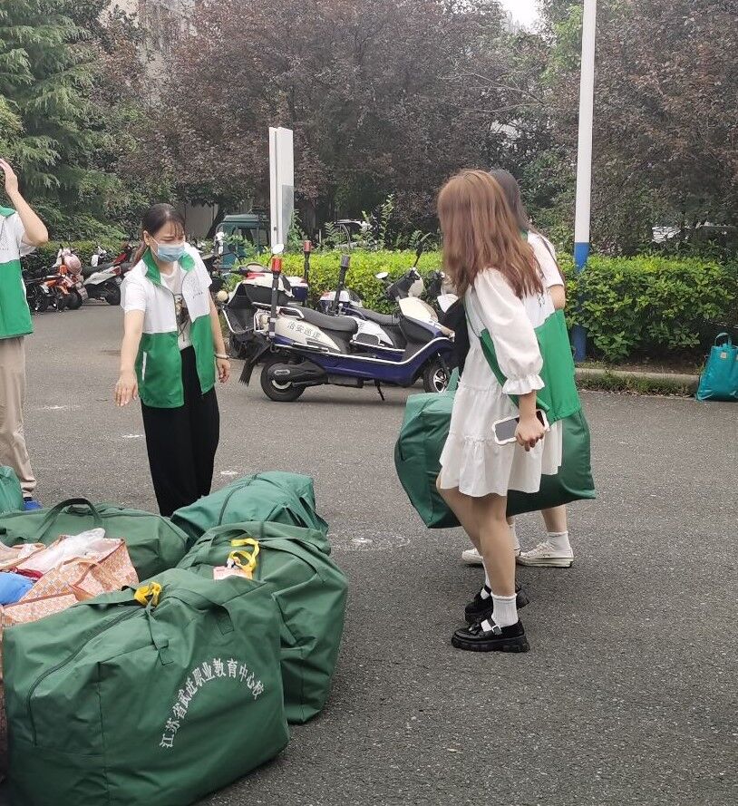 志愿者活动现场.jpg