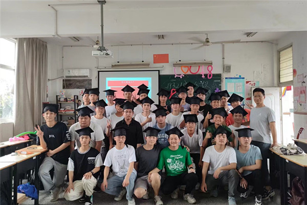 冠礼大合照_副本.jpg