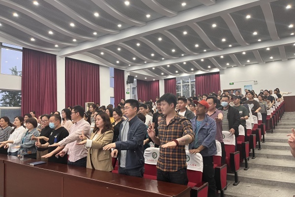 家长与老师互动2.jpg