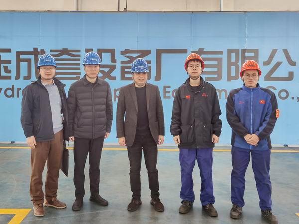 看望实习学生.jpg