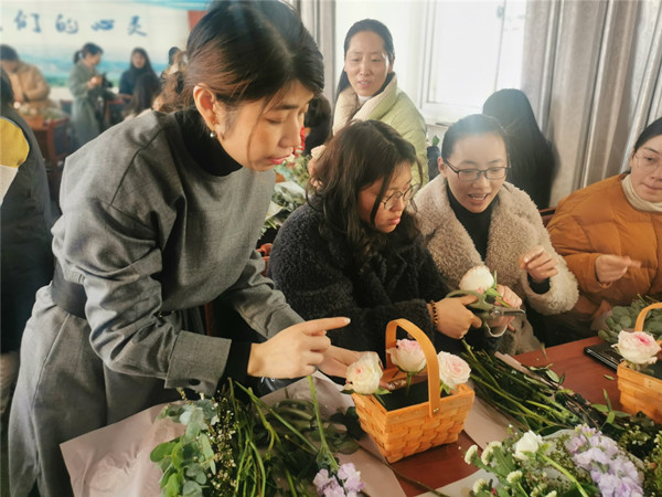 示范讲解.jpg
