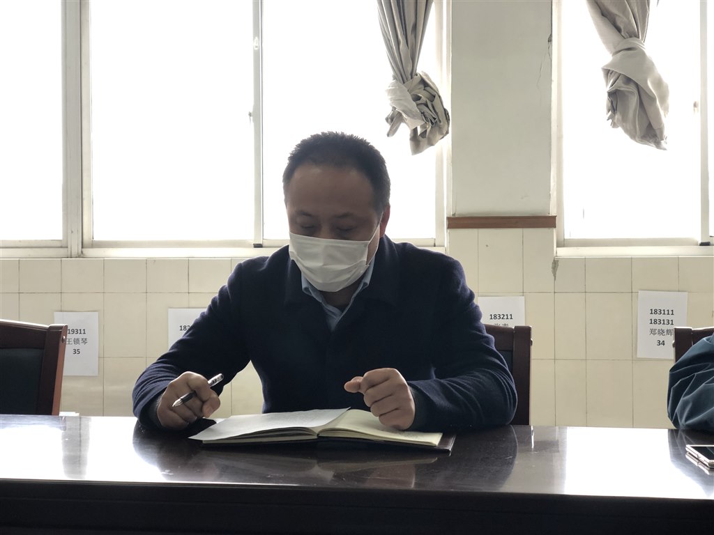 副院长唐杰汇报教务科工作思路.JPG