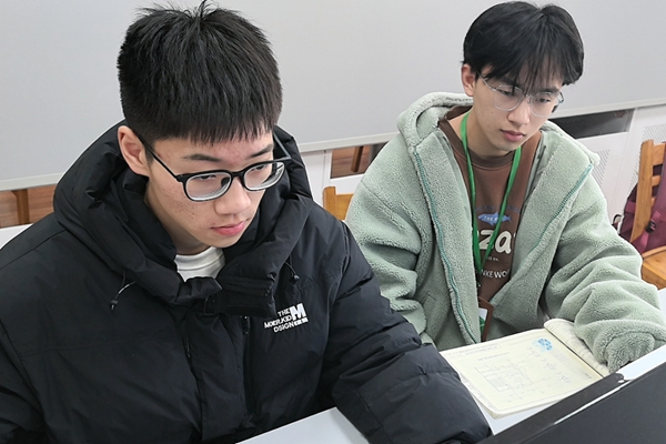 9FB921526C2B6CCB298D8766CFDFE28A_副本.jpg