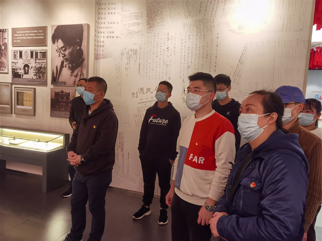 参观张太雷纪念馆9.jpg