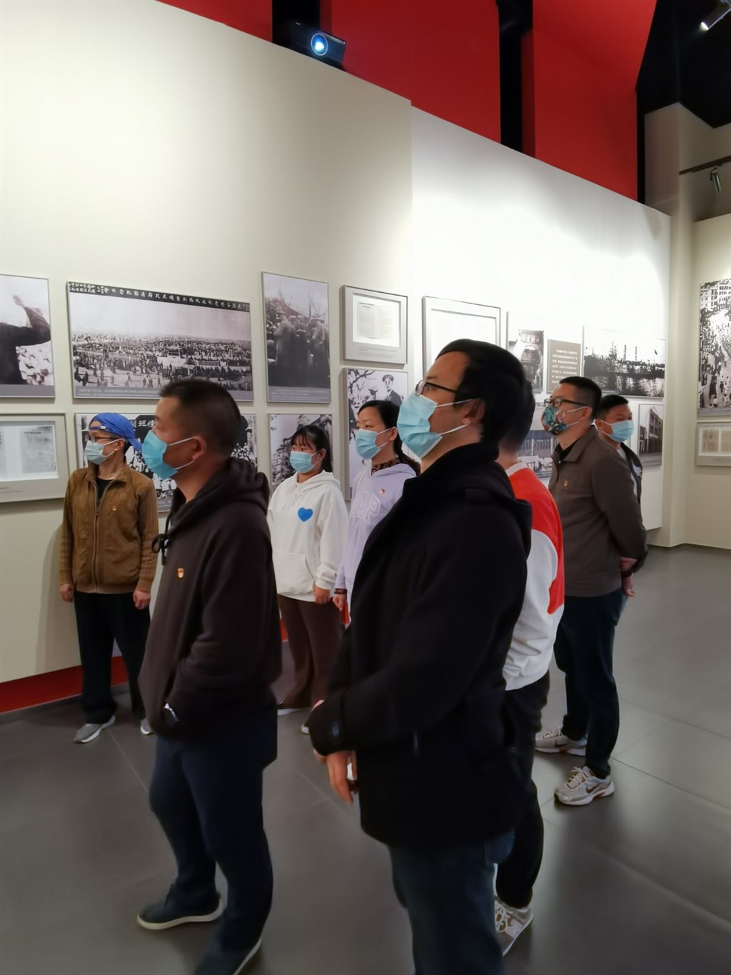 参观张太雷纪念馆5.jpg