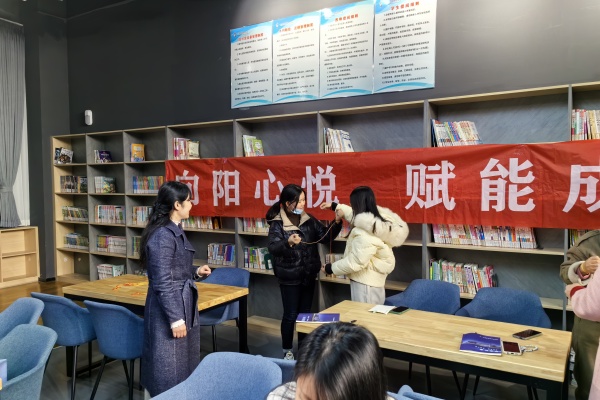 家长互动.jpg