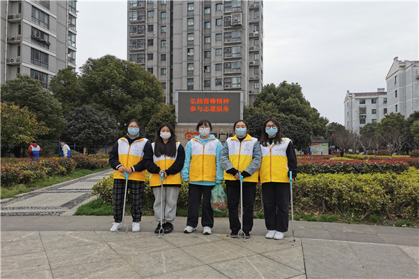 184221_副本.jpg