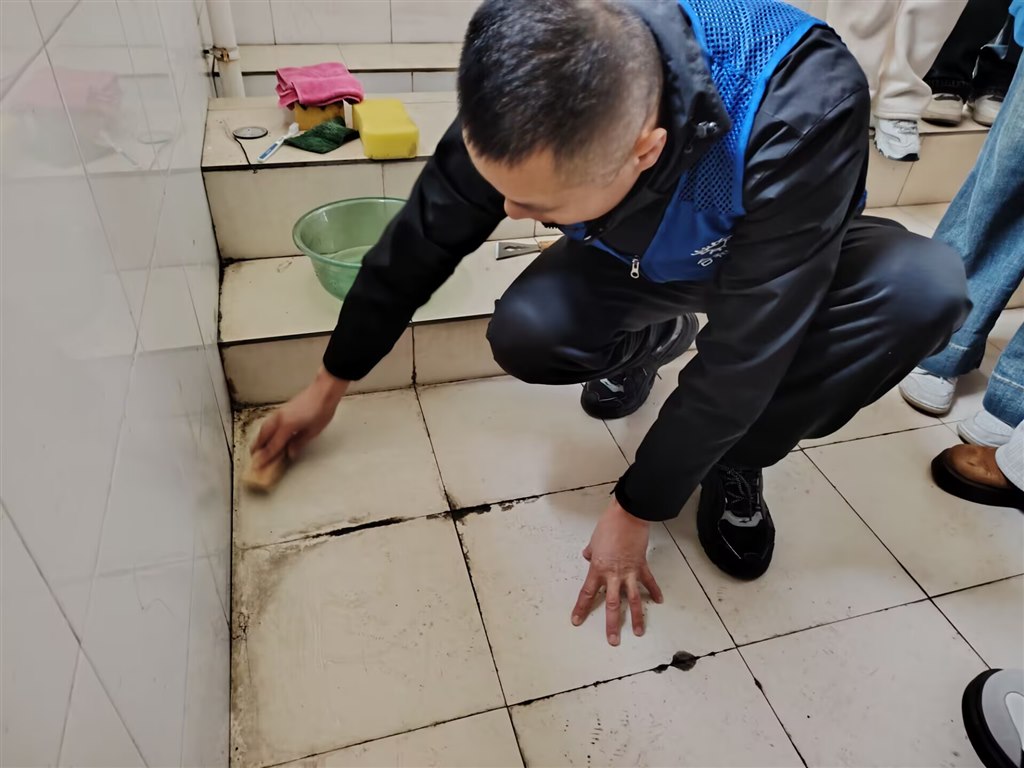 导师亲身示范.jpg