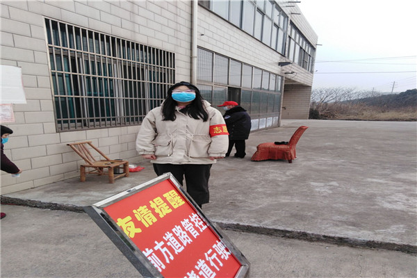 174211宋宇同学去村镇做志愿者_副本.jpg