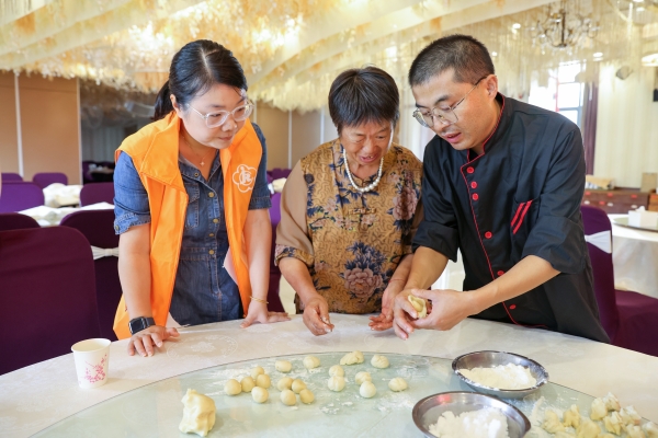 3、耐心指导_副本.jpg
