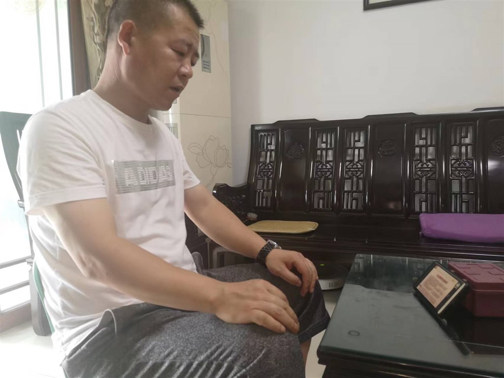 支委会会议2.jpg
