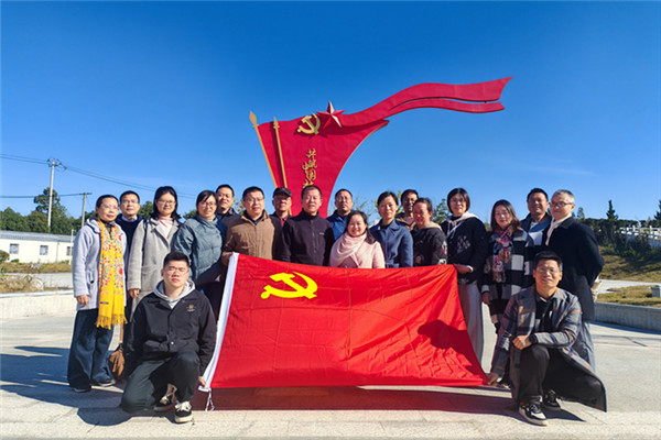 合影2_副本.jpg