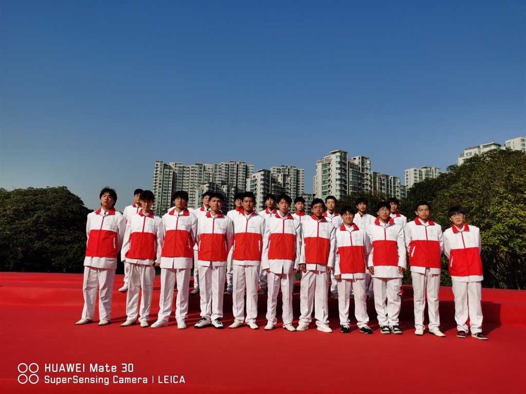 活动结束合影留念.jpg