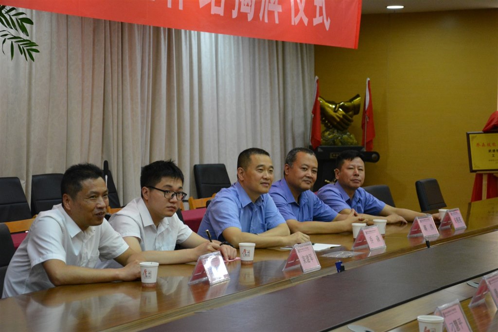 常州公路运输集团有限公司专家组团队_副本.jpg