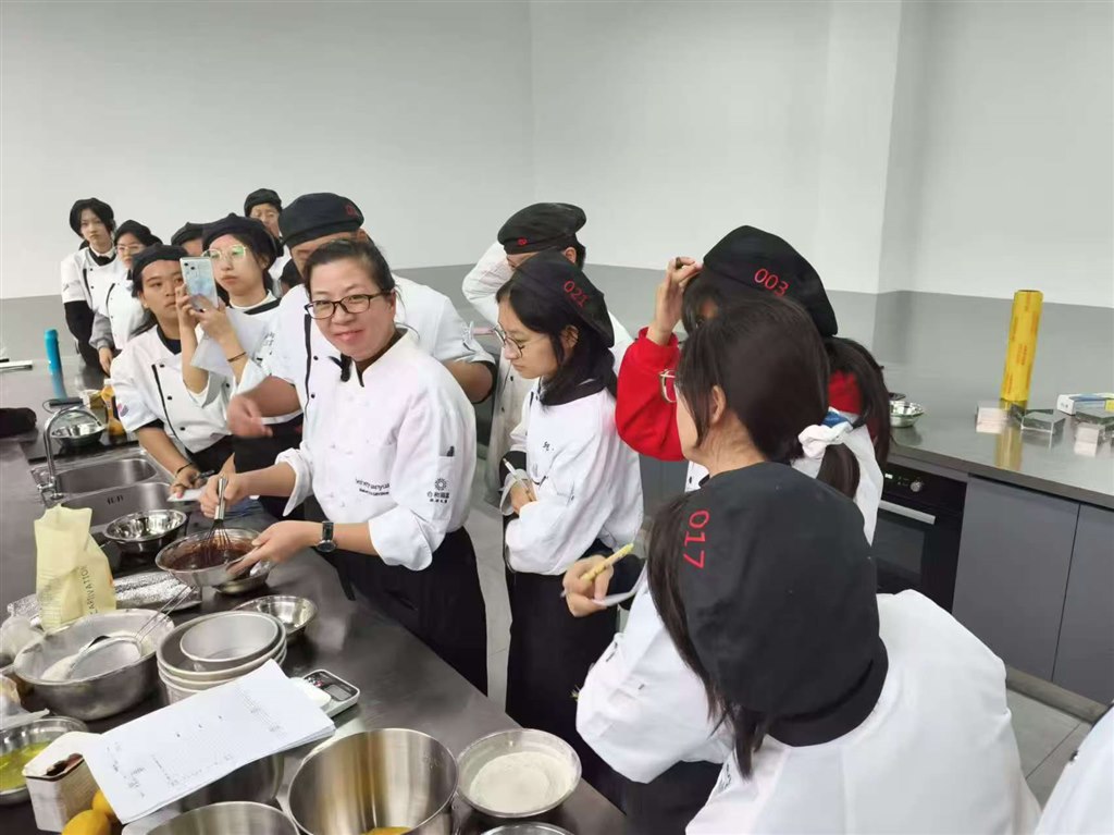 授课现场2.jpg