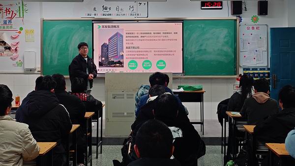 常发农装1.JPG