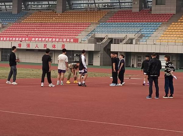 赛前训练.jpg