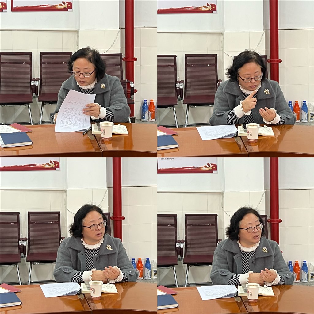 2张蓉老师细致指导 .JPG