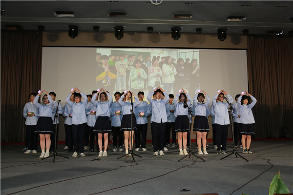 15演唱感恩的心.jpg