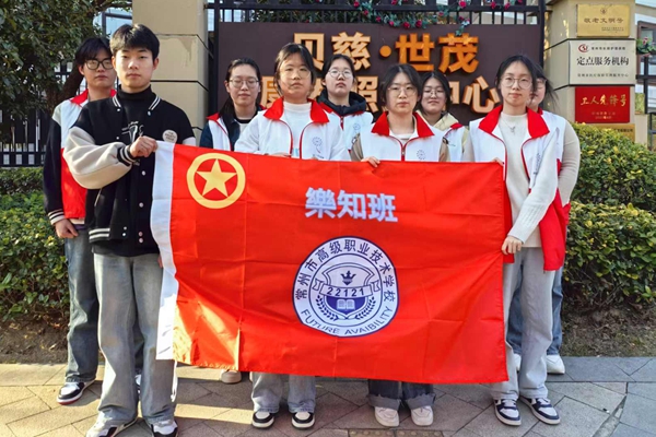 7AAE06E6FC67B915479316390E35563E_副本.jpg