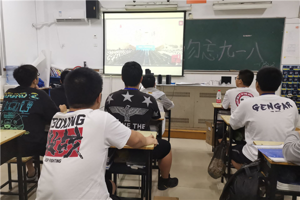 2_副本.jpg
