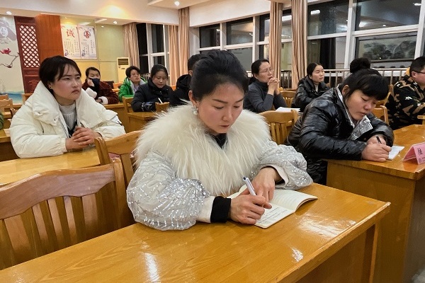 蒋丽艳课堂2.jpg